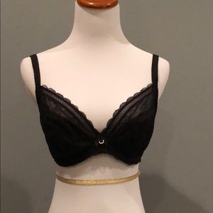 Lacey black bra